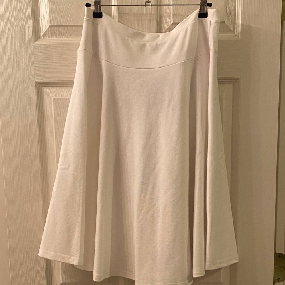 Aleeza Paris Women's White Circle Skirt - Flattering Silhouette